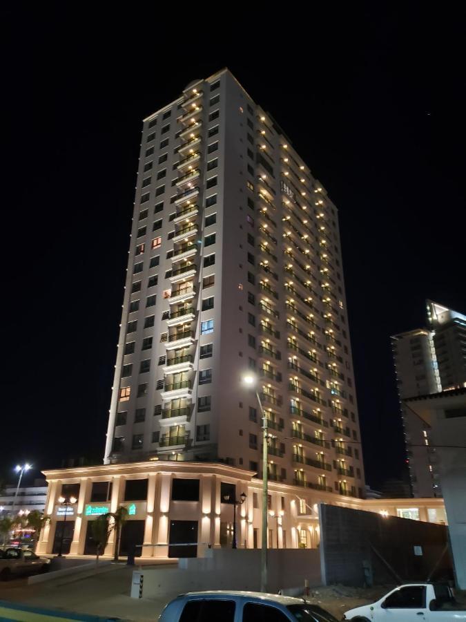 Monoambiente De Lujo En Place Lafayette - Ganadores Del Premio Award 2025 Punta del Este Ngoại thất bức ảnh