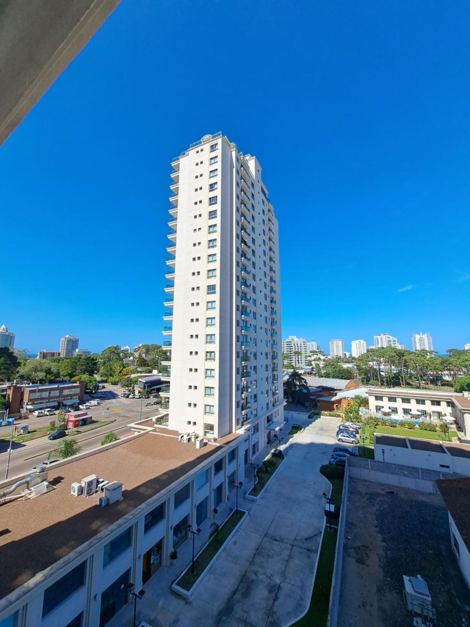 Monoambiente De Lujo En Place Lafayette - Ganadores Del Premio Award 2025 Punta del Este Ngoại thất bức ảnh